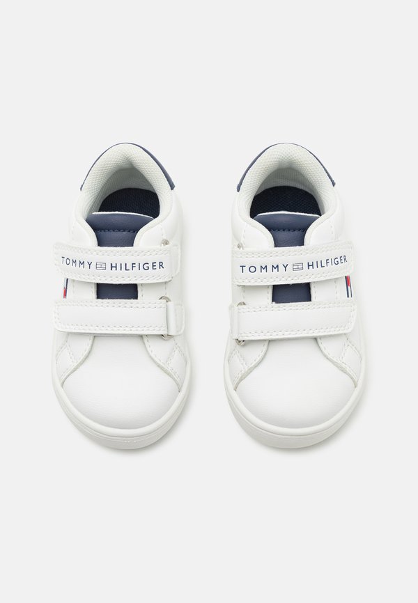 LOGAN UNISEX - Trainers2