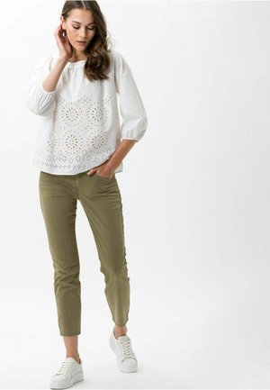 STYLE SHAKIRA S - Jeans Tapered Fit - olive