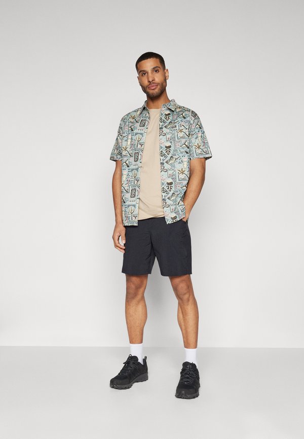 WILD CAST™ CAMP SHIRT - Shirt3