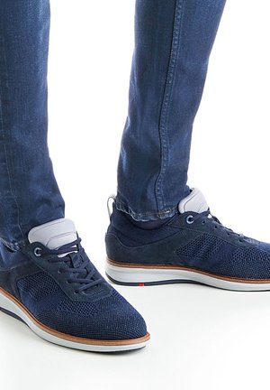 Lloyd MERLIN - Stringate sportive - blue