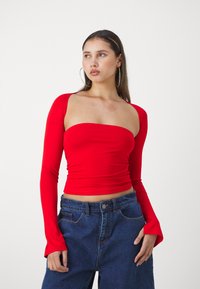 Gina Tricot SOFT TOUCH SQUARE NECK TOP - Langarmshirt - high risk red
