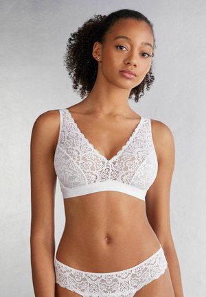 Triangel BH - white