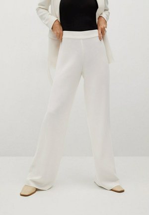 RETT MED KLASSISK BELTE - Trousers - ecru