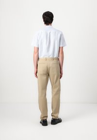 Tommy Hilfiger HARLEM - Chinos - camel