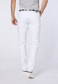 Polo Sylt Vaqueros rectos - white