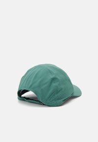 Nike Performance ADVANTAGE CLUB UNISEX - Cap - bicoastal/barely green