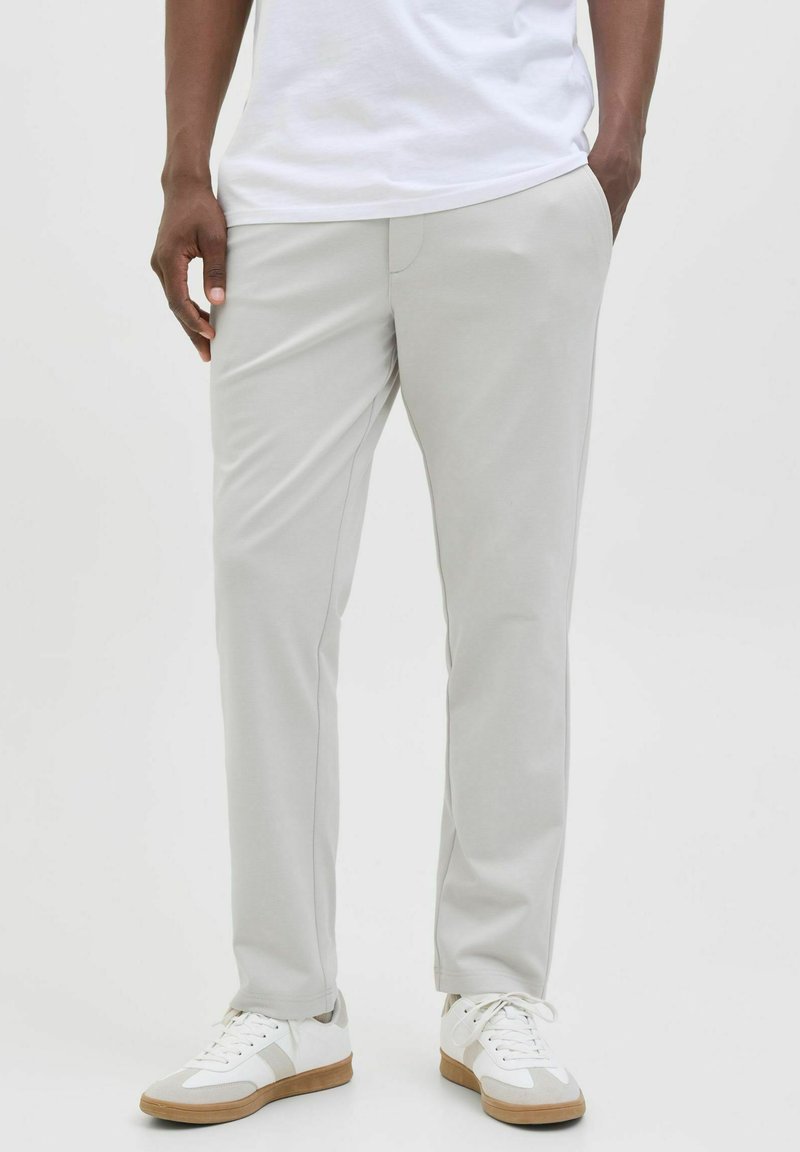 Jack & Jones - MIT REGULAR FIT NORMAL GESCHNITTEN MIT  - Stoffhose - moonbeam, Vergrößern