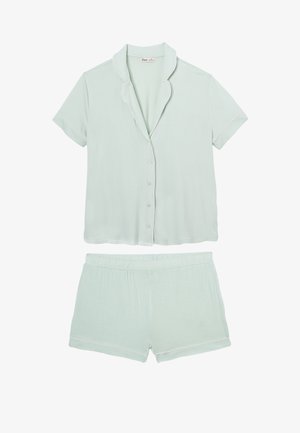 Top pigiama verde chiaro a maniche corte con bottoni e pantaloncini abbinati con vita elastica, entrambi con un sottile bordo bianco sui bordi.