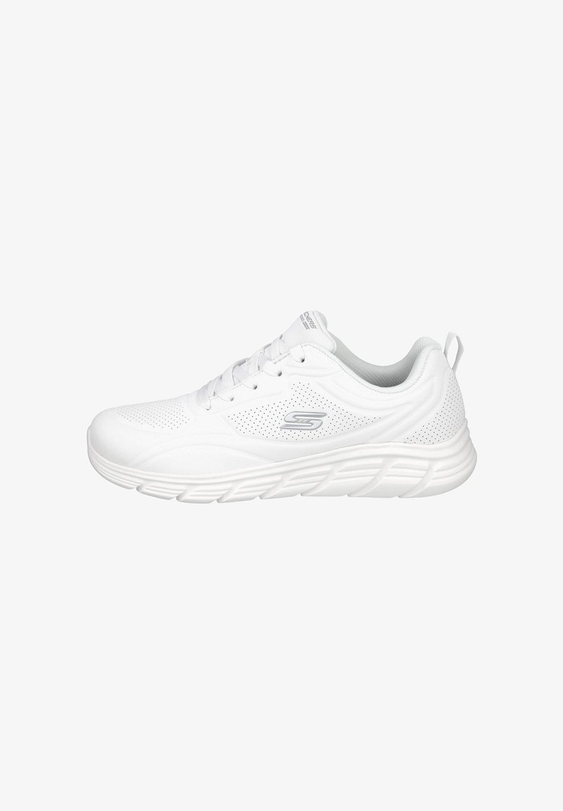 Zapatilla deportiva blanca de Skechers con cierre de cordones, lados perforados para transpirabilidad, cuello acolchado y suela texturizada.
