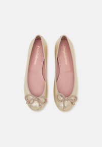Pretty Ballerinas Balerinos stiliaus laivutės - platino gold