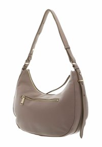 Sac hobo en cuir taupe doux avec une seule sangle, doté d'une fermeture éclair supérieure et d'une petite poche avant avec des accents en métal doré.