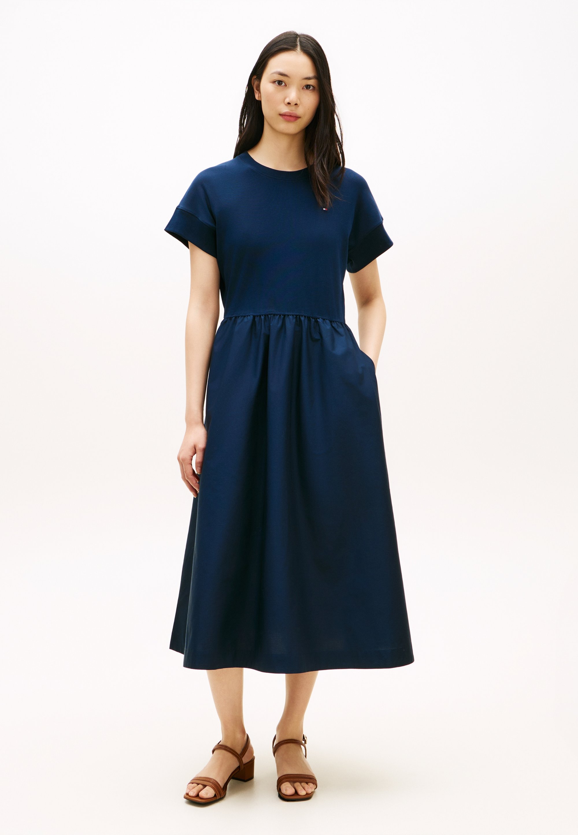 Midi Fit Flare Jurk ASOS Fit-and-Flare Midi Dress In Black Lyst