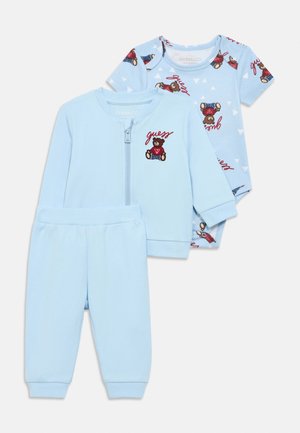 Guess, BABY PANTS SET - Jogginghose - arctic sky