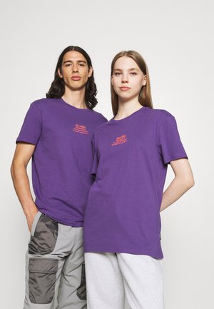 UNISEX - T-shirt z nadrukiem - purple