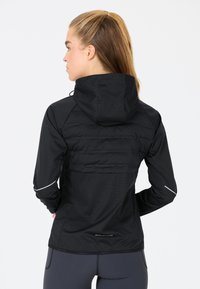 Endurance ENDURANCE LAUFJACKE - Løbejakker - 1001 black