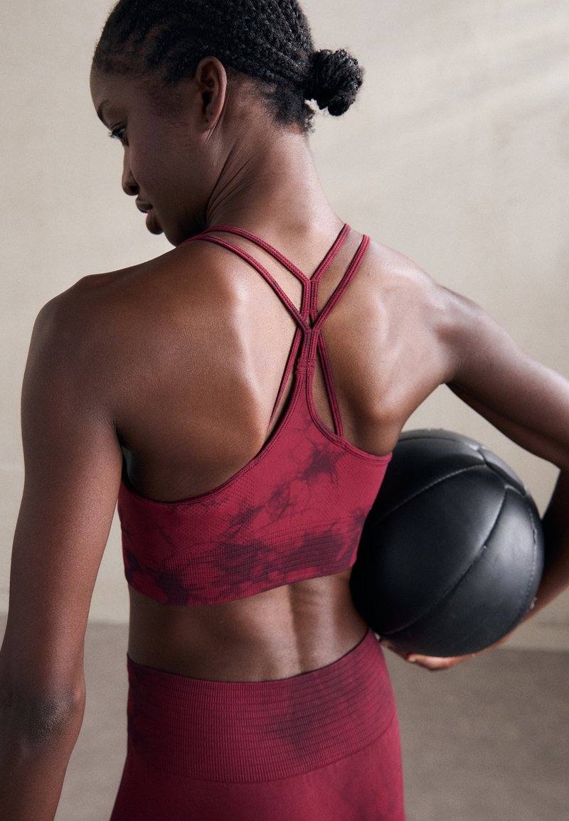 ICANIWILL DEFINE SEAMLESS TIE DYE BRA - Vidutiniškai krūtinę prilaikanti sportinė liemenėlė - red