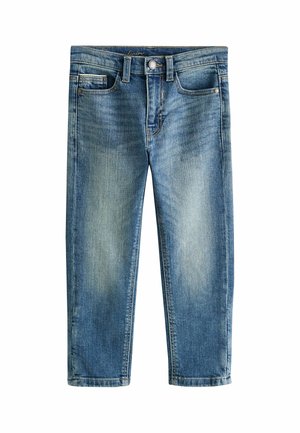 Blå falmede børnejeans med forreste knap, lynlås, bæltestropper og fem lommer, lagt fladt ud på en hvid baggrund.