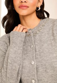 Lipsy REGULAR FIT - Strickjacke - grey