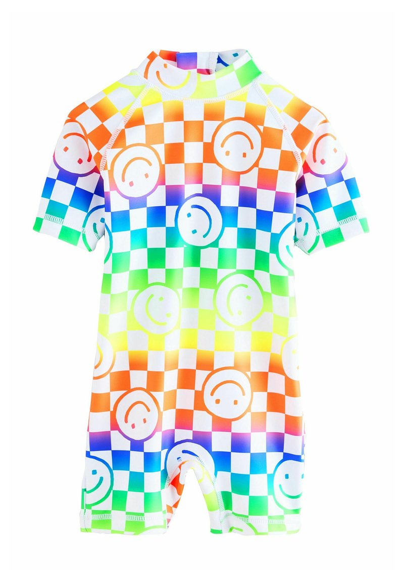 Costume da bagno a maniche corte con motivo a scacchi arcobaleno e faccine sorridenti. Realizzato in materiale elasticizzato, presenta un collo alto e gambe corte.