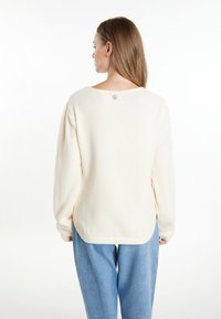Thumbnail Image 3