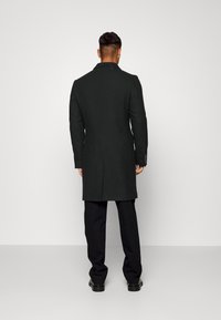 Isaac Dewhirst LONG PEA COAT - Casaco clássico - black