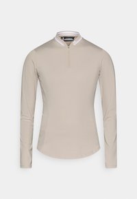 Non selezionato, string