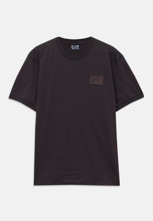 TRAIN CORE TEE UNISEX - Paprasti marškinėliai - chocolate torte