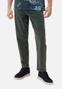 QS Relaxed fit jeans - azurblau