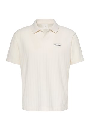 Polo manches courtes pour homme de couleur blanc cassé avec col, logo Calvin Klein sur le côté gauche de la poitrine et tissu en coton doux.