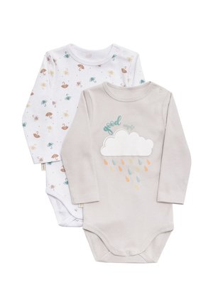 Dos bodies de manga larga: uno blanco con paraguas coloridos, y el otro gris claro con una nube y gotas de lluvia en colores pastel. Material de algodón.