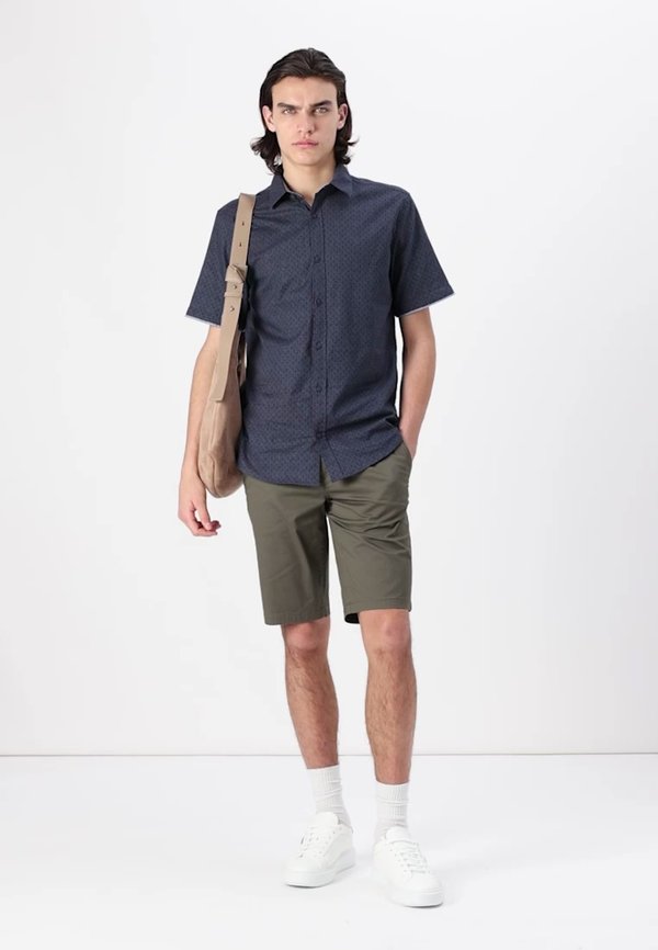 SLIM PRINTED - Shorts - olive3