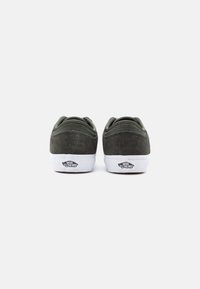 Vans ROWLEY CLASSIC UNISEX - Αθλητικά παπούτσια - grape leaf