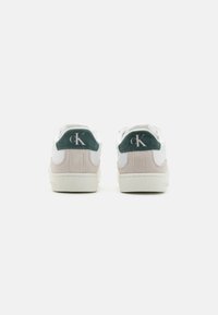 Calvin Klein Jeans CLASSIC CUPSOLE ICONIC  - Tenisky - bright white/green palm