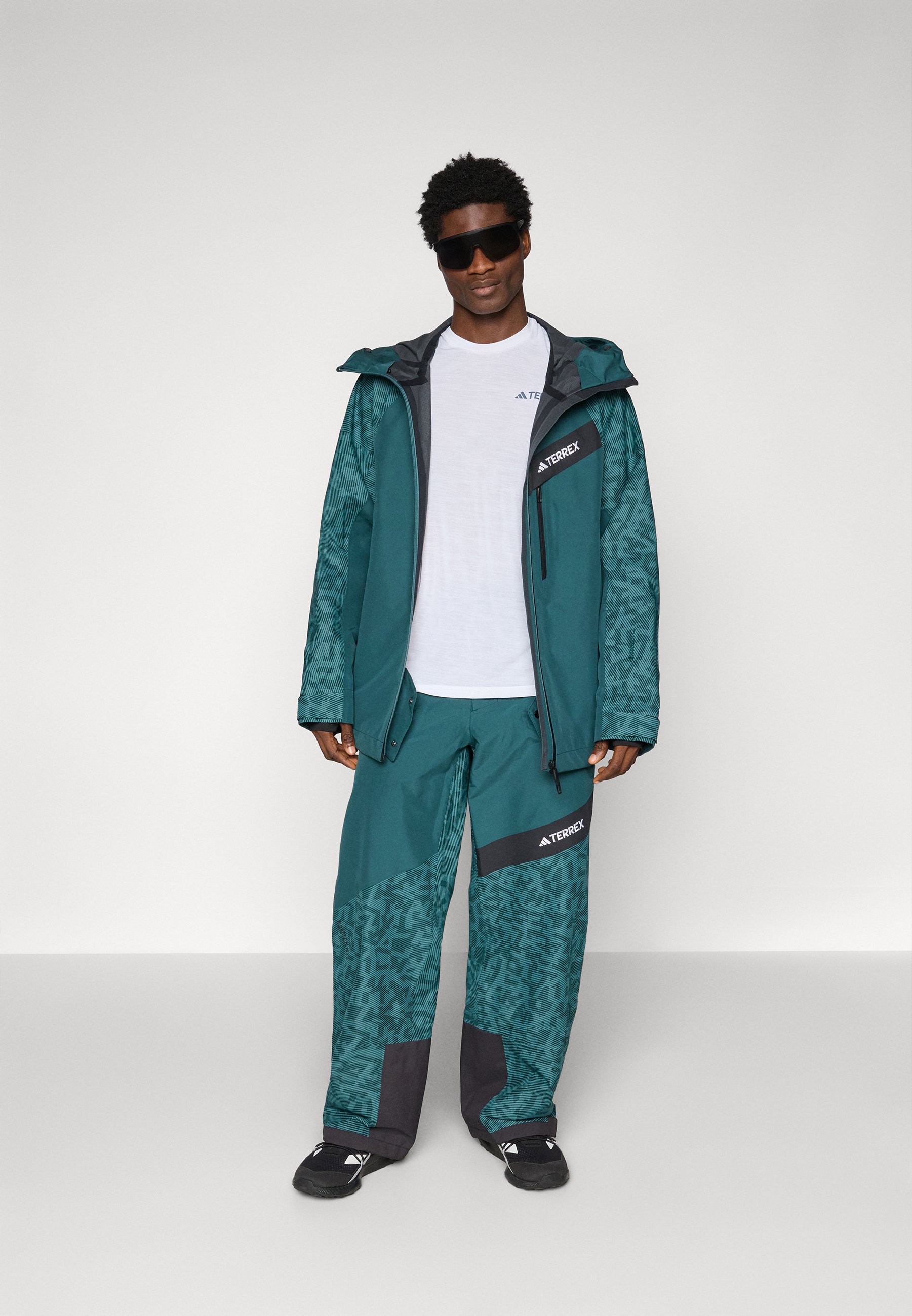 adidas Terrex Snowboard jacket - aurora ivy/preloved teal/dark