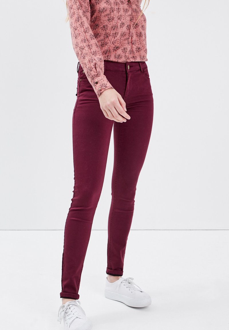 BONOBO Jeans Vaqueros slim fit - prune