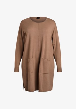 Brun lang cardigan lavet af blødt materiale. Har rund halsudskæring, lange ærmer, to forlommer og sidelommer ved kanten.