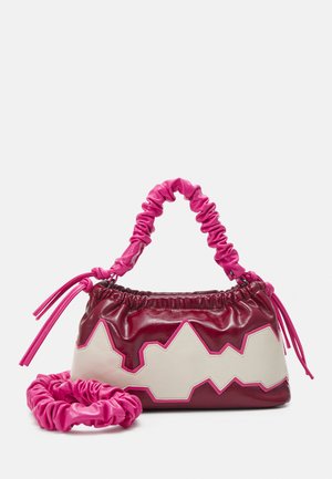 ARCADIA SHINY STRUCTURE SHORTWAVE - Handbag - flash domain