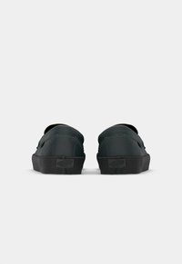 Vans SKATE LOAFER UNISEX - Baskets basses - dark forest