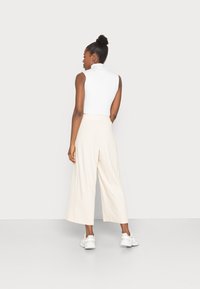 Even&Odd Calças - off white