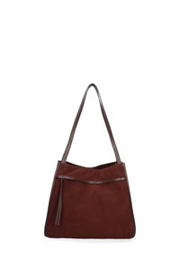 Borsa a spalla in suede marrone con dettagli in pelle scura, dotata di una tasca frontale con zip e spallacci, progettata per un trasporto semplice e spazioso.