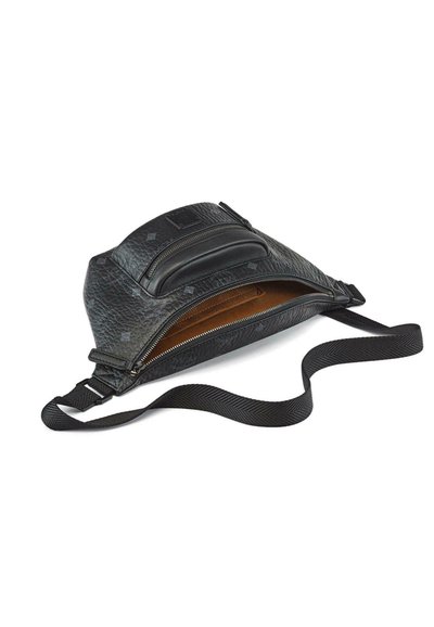 Borsa a tracolla nera in pelle con superficie testurizzata, scomparti con zip e tracolla regolabile; l'interno presenta foderatura in tessuto marrone.