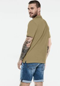 Street One MEN BASIC - Polo - braun