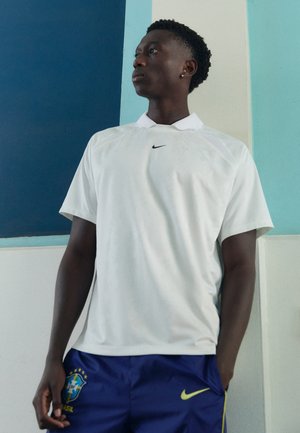 Nike Performance CULTURE OF FOOTBALL JERSEY - Sport T-Shirt - sail/white/black