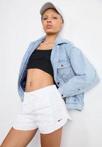 Nike Sportswear Calções - white