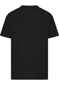 Sort T-shirt med korte ærmer lavet af bomuld. Har en rund halsudskæring og en ensfarvet ryg uden synlige logoer eller mønstre.