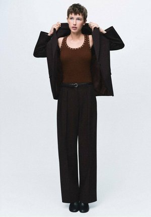 Top - brown