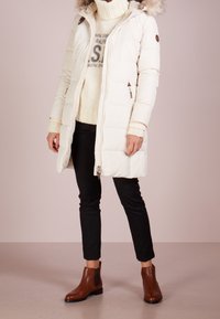 Lauren Ralph Lauren Abrigo de plumas - beige