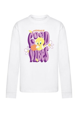 Long sleeved top - white
