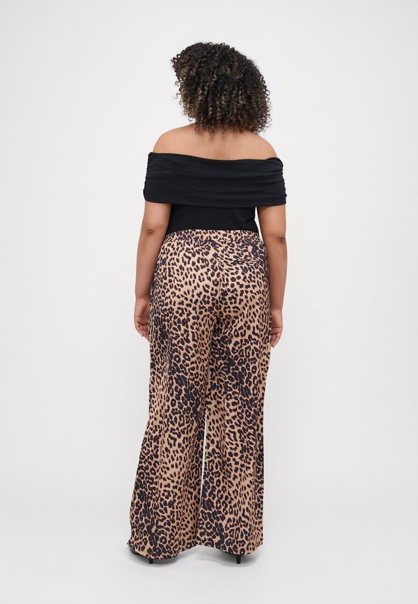 CARLISTINA WIDE - Trousers - toasted coconut2