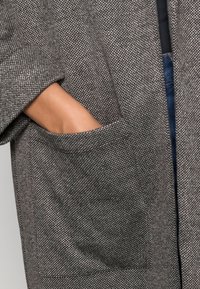 Pieces Blejzr - mottled dark grey